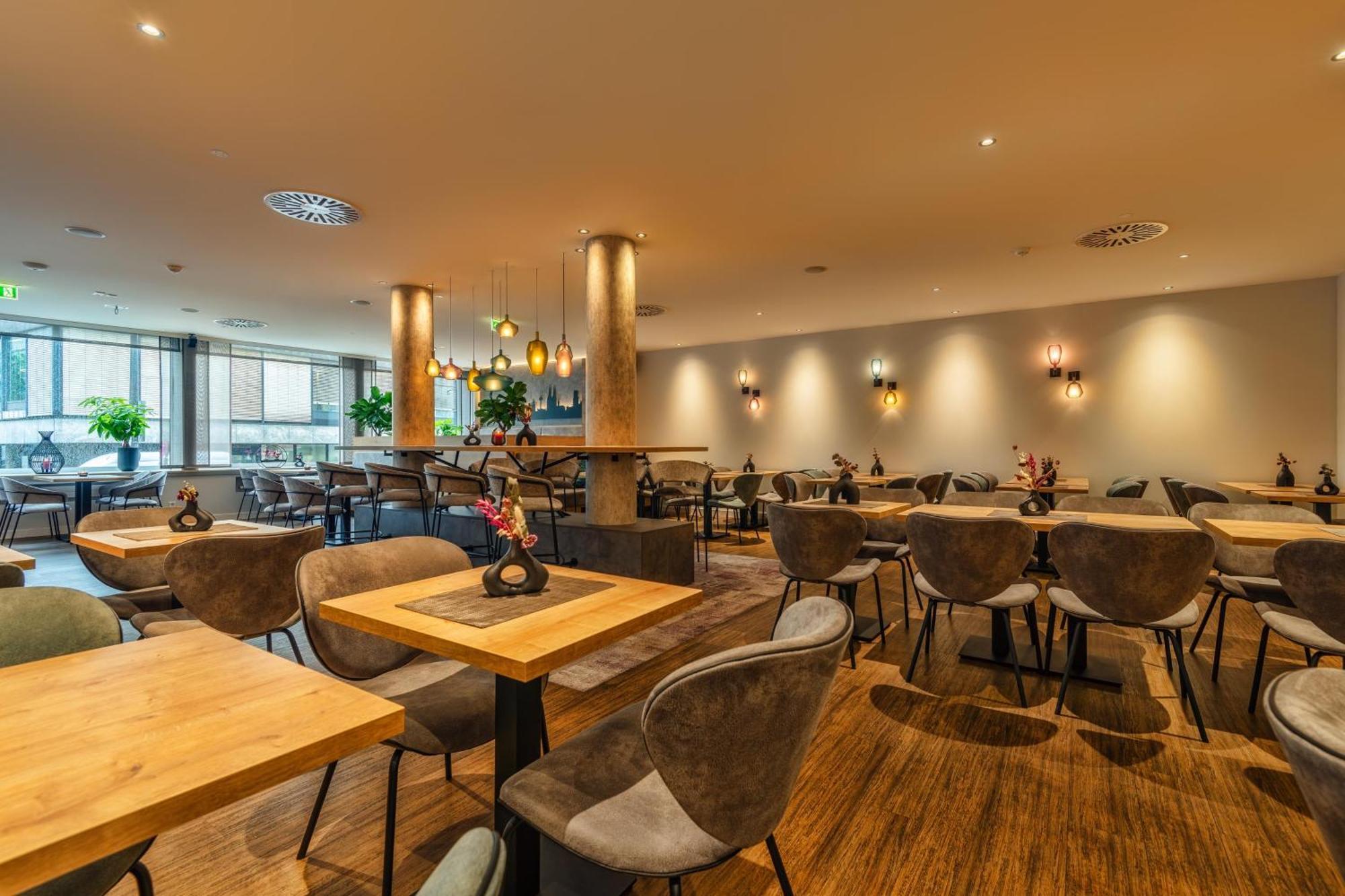 Cityclass Am Dom Отель 4*