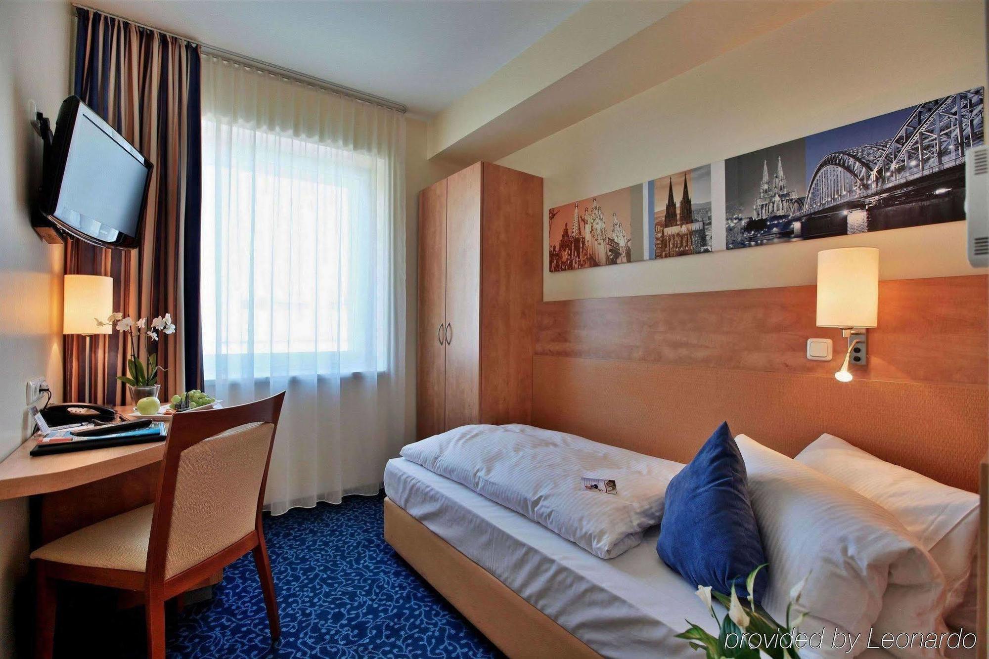 Отель Cityclass Am Dom Кёльн